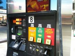 Nouvelle tentative de hausse du prix de l'essence à Québec