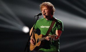Ed Sheeran le moins bien habillé!