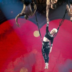 Nouvel extrait pour PINK