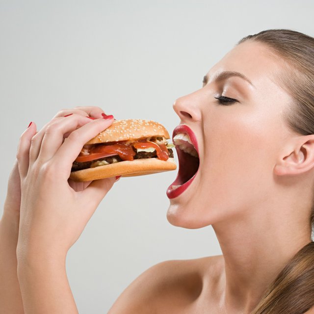 Un végétarien sur trois mange de la viande quand...