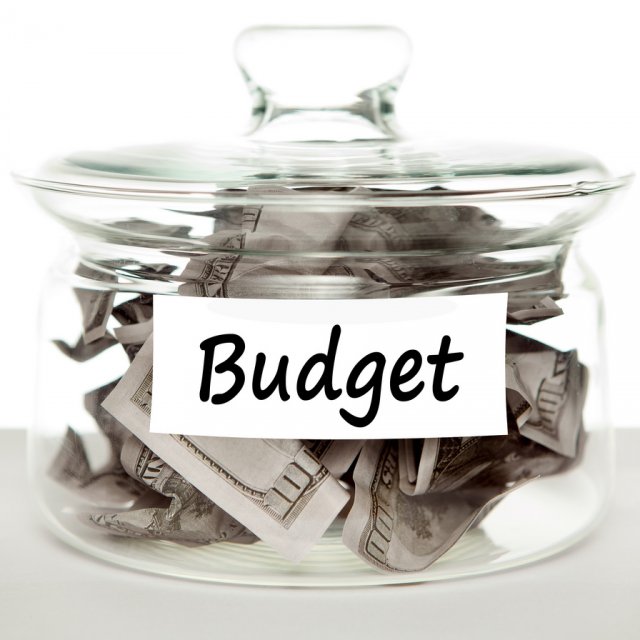 Budget: Les hausses et les baisses à prévoir en 2016