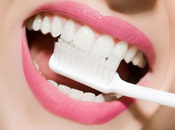 Sauter le brossage des dents : mauvaise idée !
