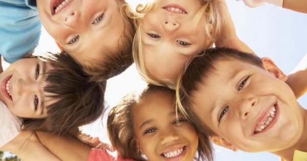 Combien ça coûte élever un enfant?